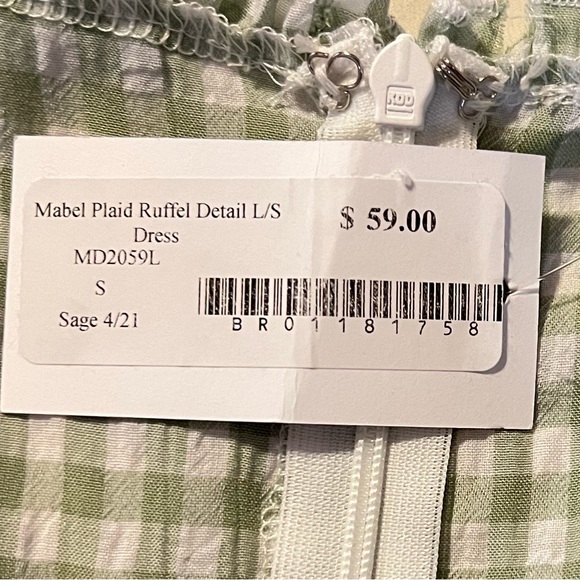 Plaid Ruffle Detailed Dress - Picture 10 of 10
